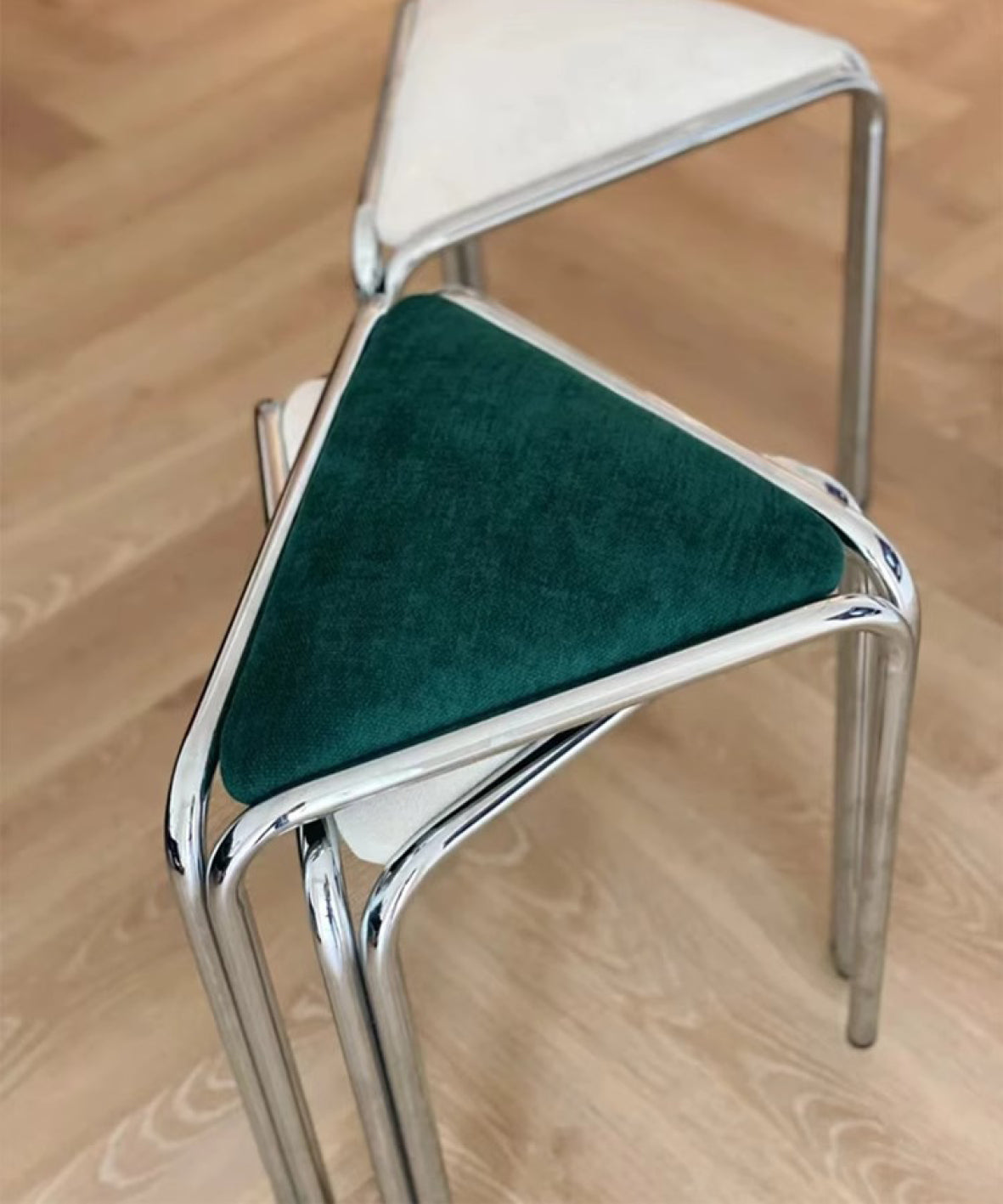Triangle Pizza Stool