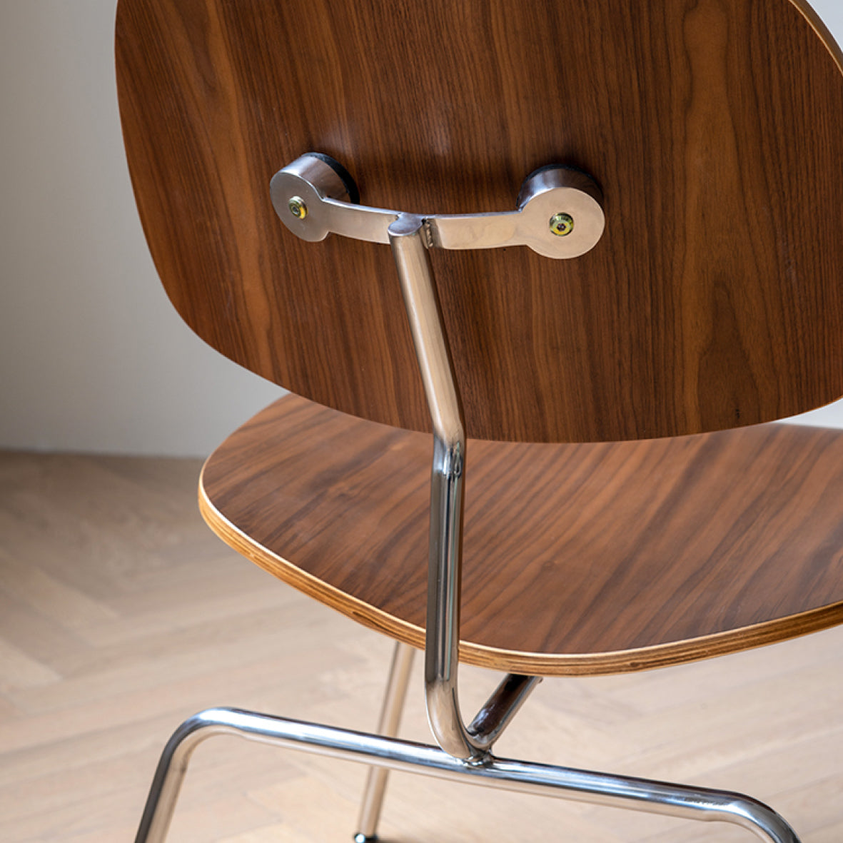 Art Wooden Design Lounge Chair