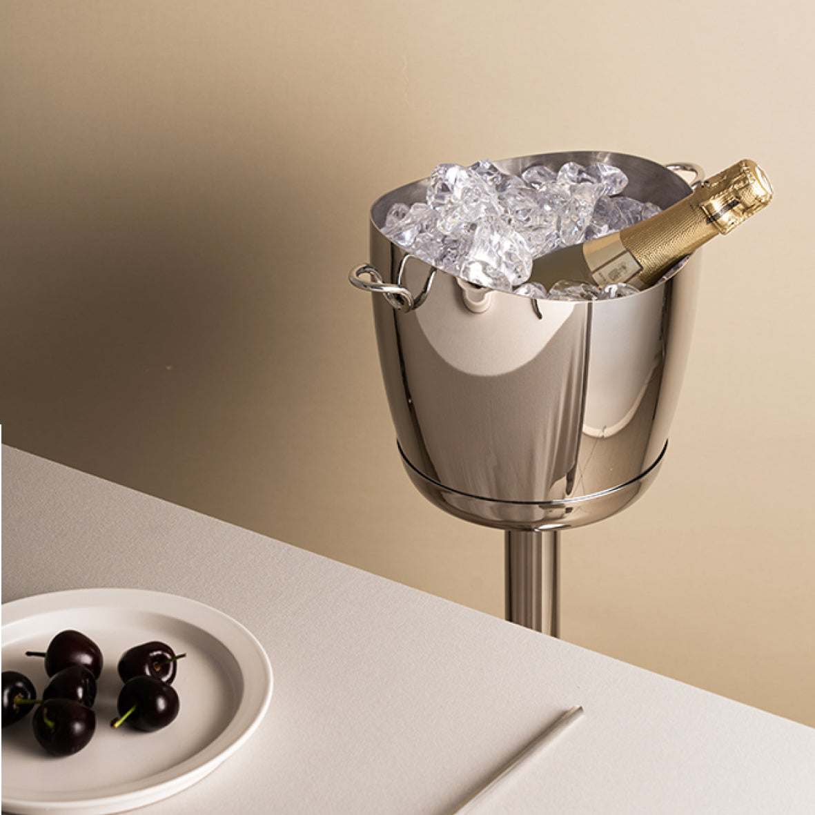 Stainless steel wine/champagne cooler