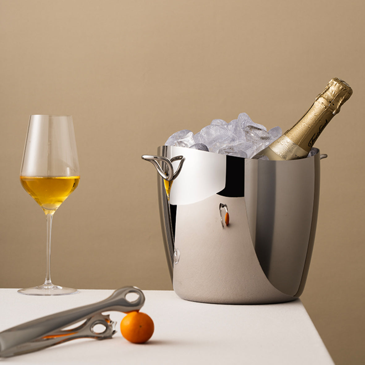Stainless steel wine/champagne cooler