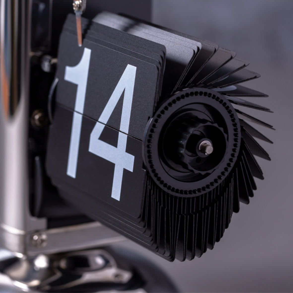 Retro Flip Desk Clocks